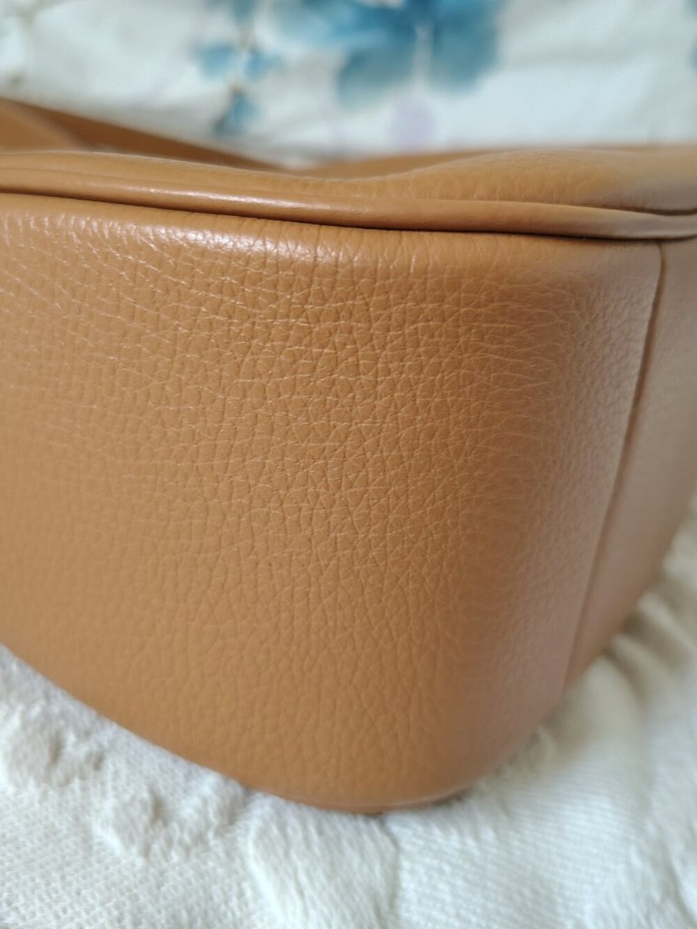 Coach Bag - Picture 4 of 11